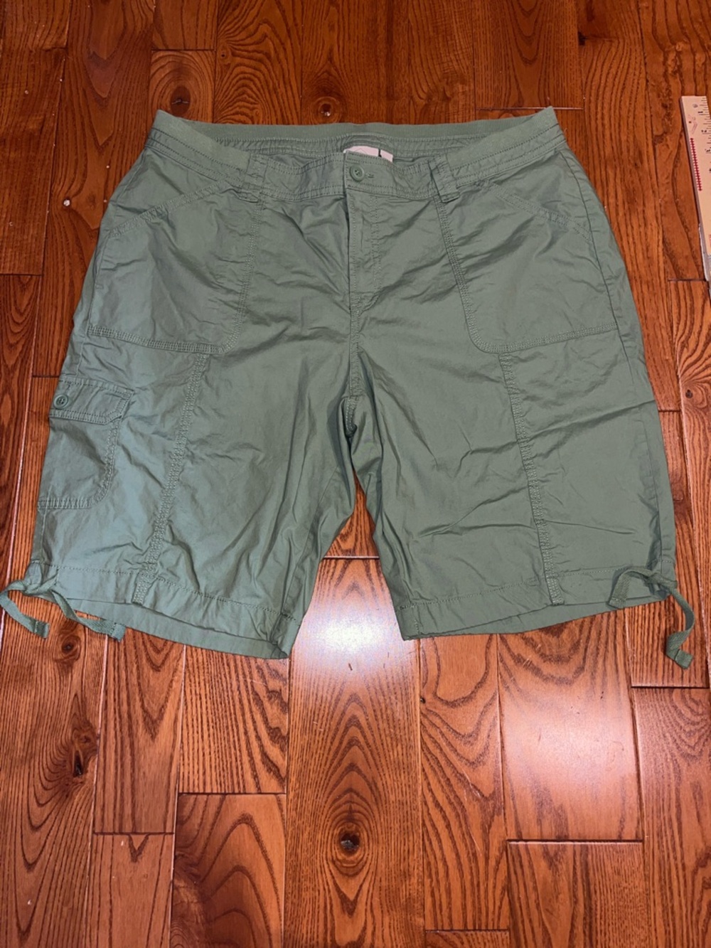 St. John's Bay Olive Green Bermuda Cargo Shorts women’s size 18W